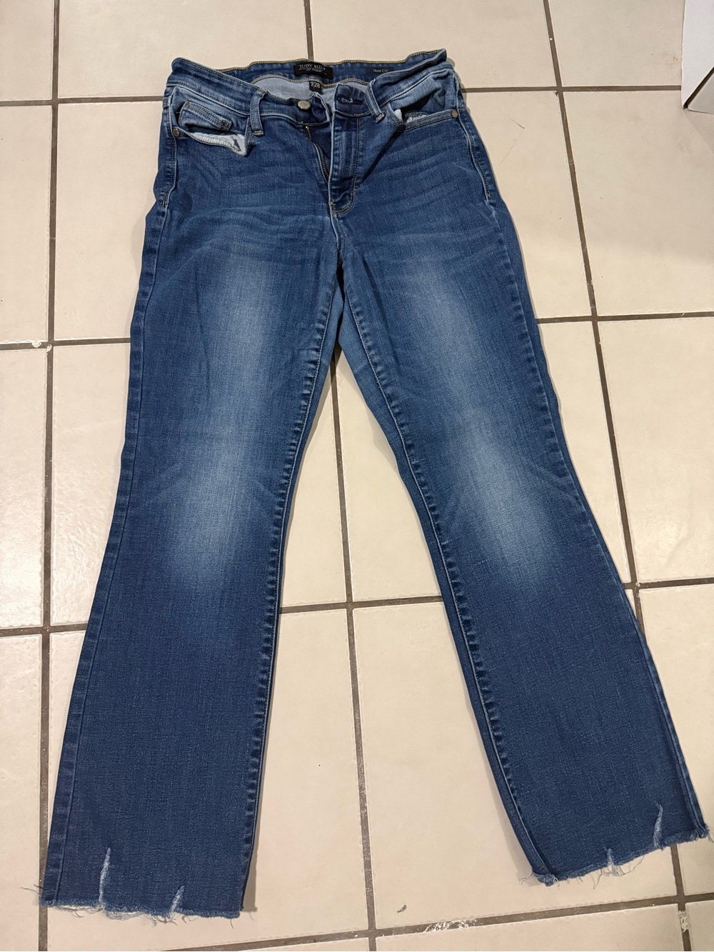 Judy Blue women’s boot cut Straight-Leg Jeans Sz 7/28 extreme stretch fits sz10
